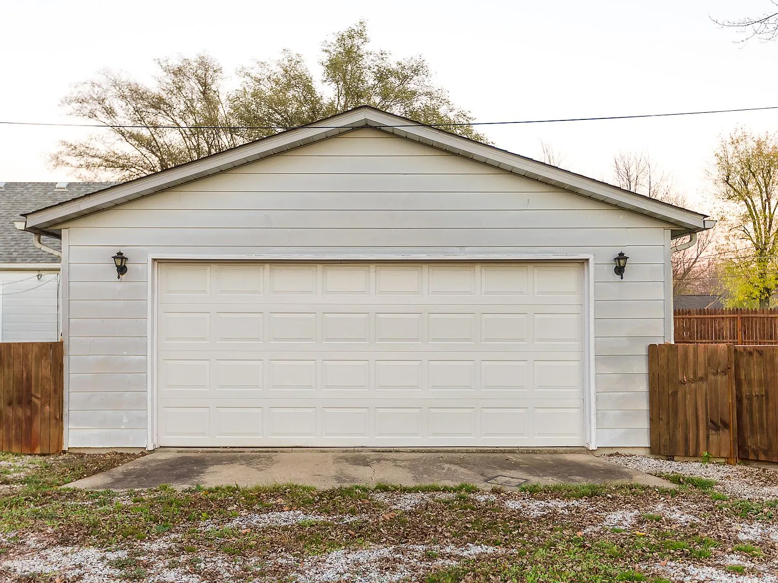 3 bed, 1200 sqft, $1,000 — Photo 4