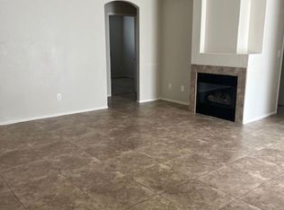 4511 Pebble Creek Dr APT D, Bakersfield, CA 93312