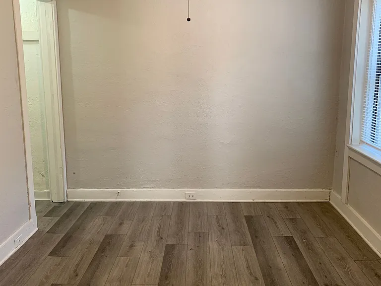 4111-4113 Walnut St — Photo 15