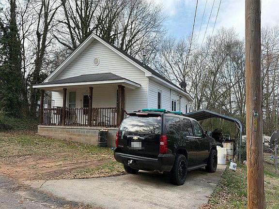 2nd image of 305 Glazner St