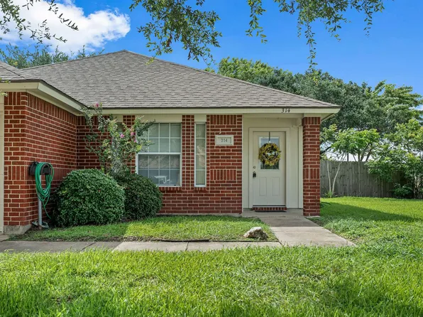 314 Rouen Dr, Port Lavaca, TX 77979