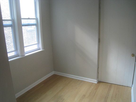 5th image of 4036 N Hoyne Ave APT 2N