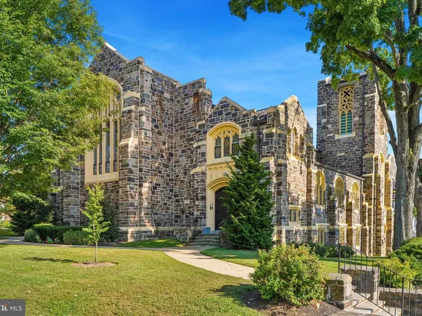 200 Price Ave APT 2, Narberth, PA 19072
