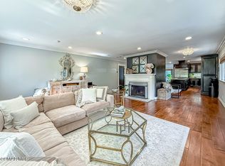 4332 Allott Ave, Sherman Oaks, CA 91423