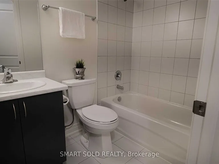 1155 Stroud Ln #4 — Photo 7