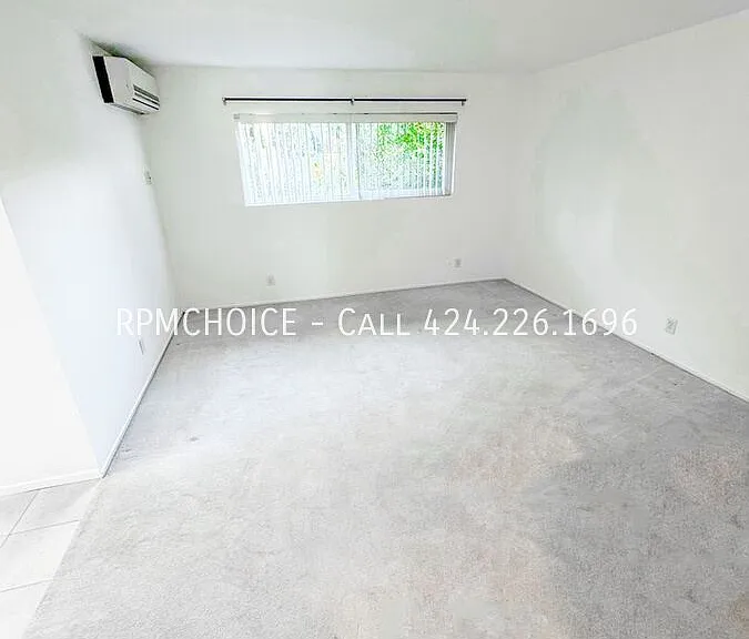 23821 Stanhurst Ave — Photo 14
