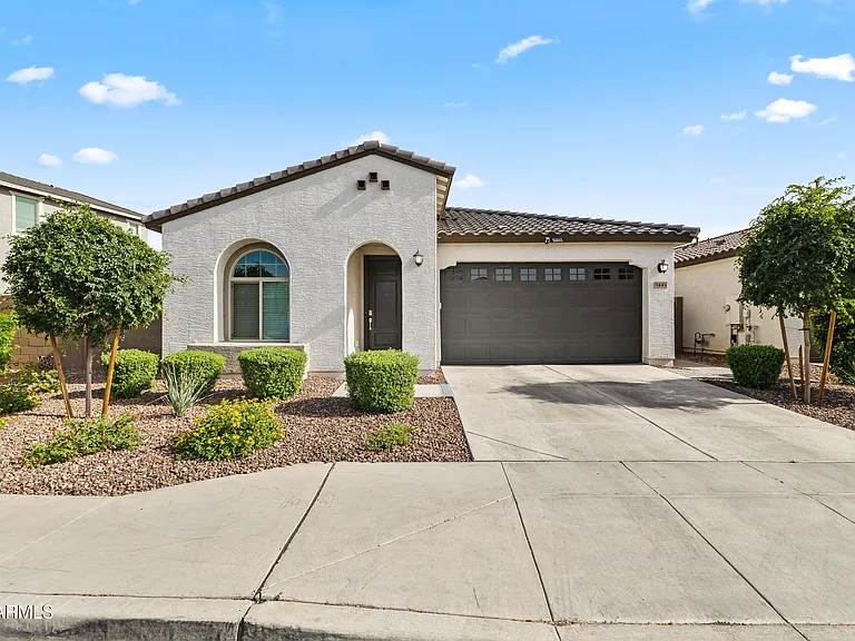9445 W Heatherbrae Dr — Photo 2