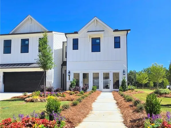 7211 Sherwood Square Dr Lot 220, Flowery Branch, GA 30542