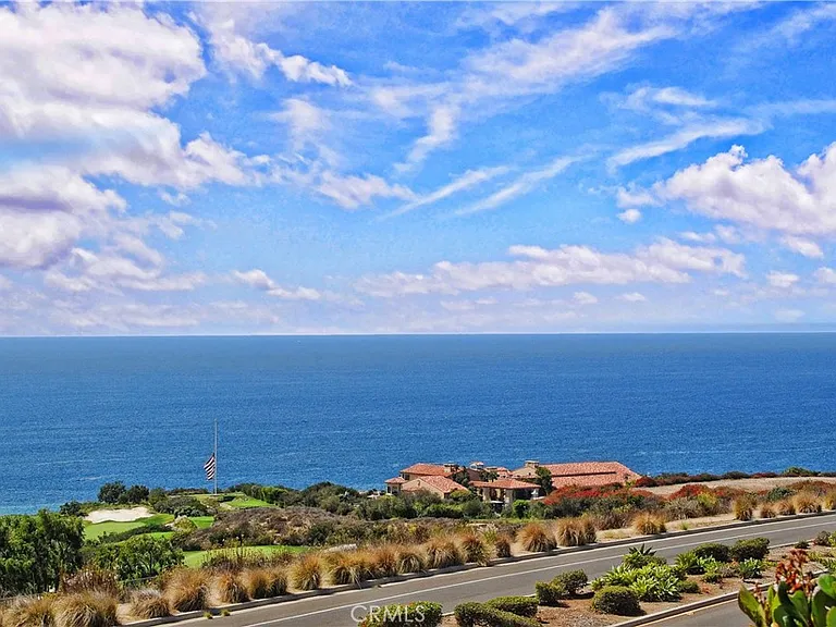 32551 Seacliff Dr — Photo 9