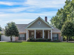3 Oak Pl, New Iberia, LA 70563