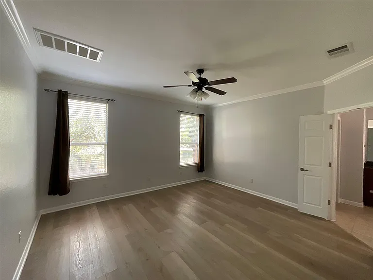 212 Choke Canyon Ln — Photo 15