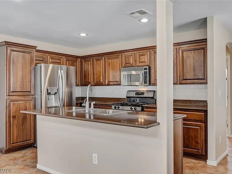 2780 Kona Crest Ave — Photo 14