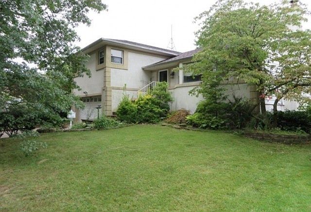1st image of 1532 Woodside Ave