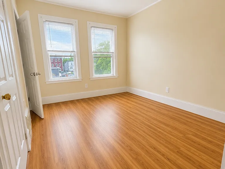 107 Jefferson St #3 — Photo 3