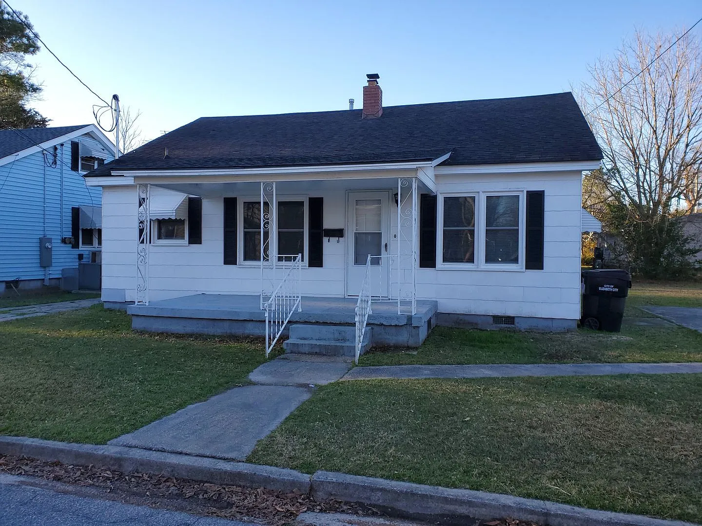 Charming 2-Bedroom Home for Rent — Photo 1