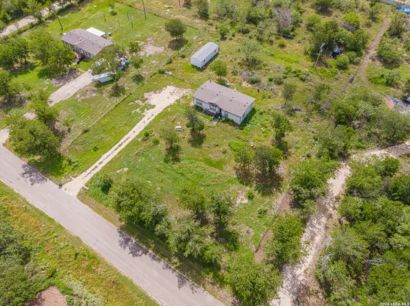 3433 Gander Slough, Kingsbury, TX 78638