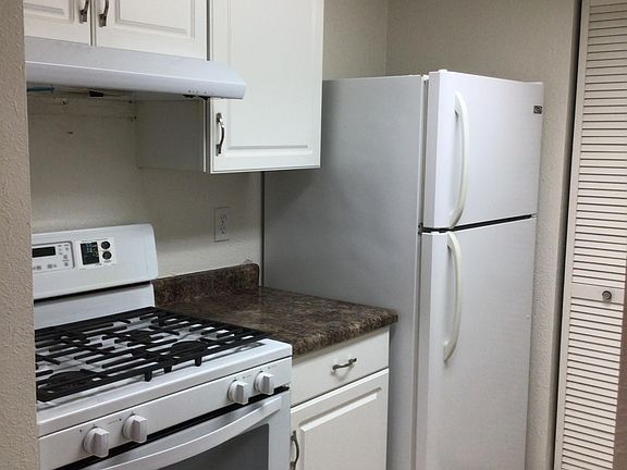 4th image of 1825 S Crawford St #15679371