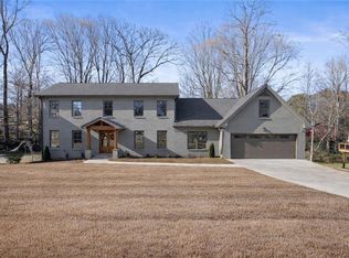 3928 Northlake Creek Dr, Tucker, GA 30084