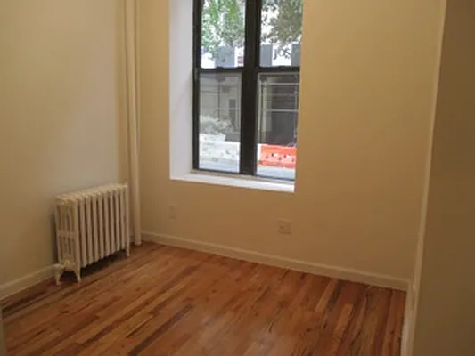 Rented by Robyn Lee, LREB | media 21