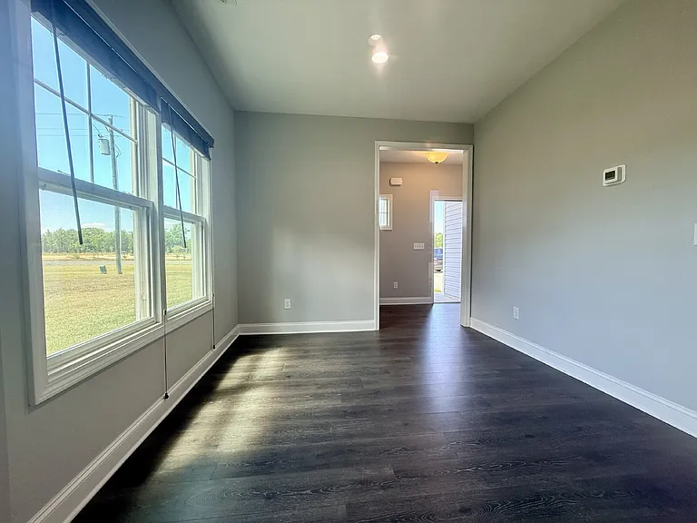 580 Hayes Rd — Photo 5