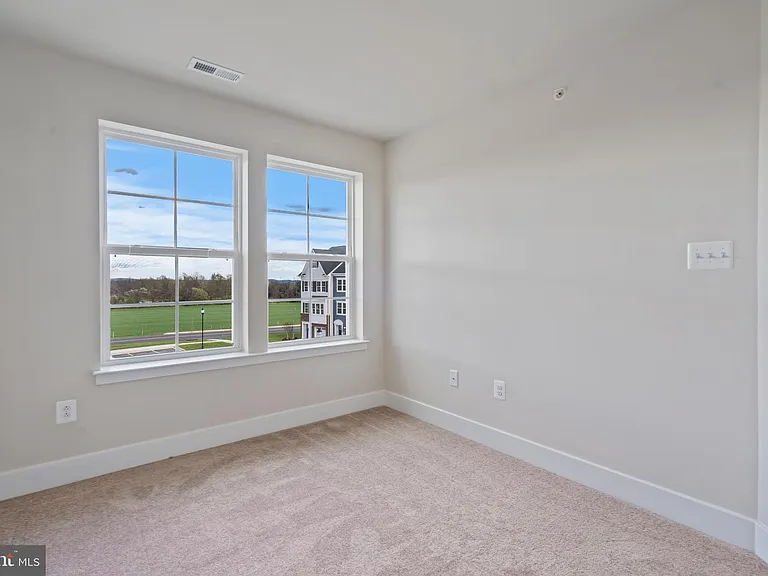 1421 Clingmans Dome Dr — Photo 26
