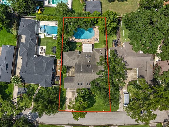5th image of 7510 Briar Rose Dr