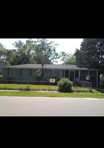 364 Smith St Photo 1