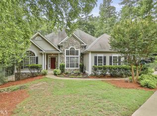 45 High St, Sharpsburg, GA 30277