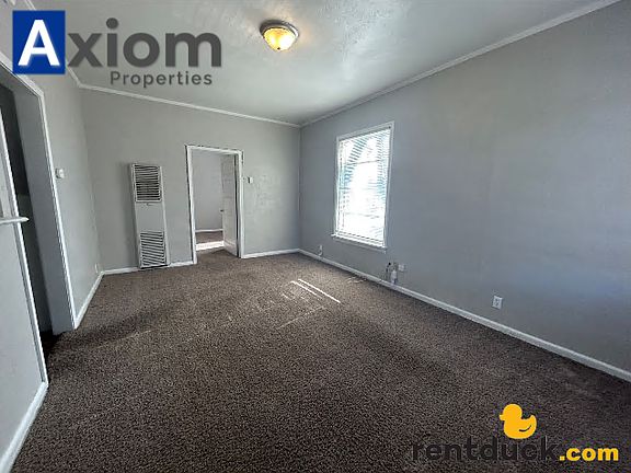4th image of 354 S Grant Ave #1