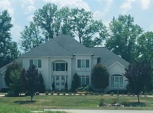 3960 Montereale Dr, Canfield, OH 44406
