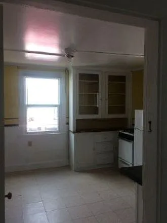 310 S Lucas St #1 Photo 1 310 S Lucas St #1 Photo 1