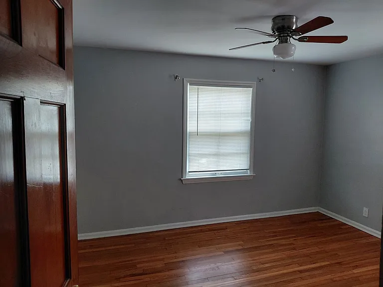 3911 Warrendale Rd — Photo 9