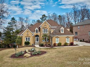 15816 Feeny Ct, Charlotte, NC 28278