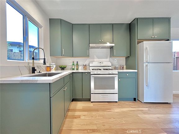 2nd image of 938 E Sandra Ave #B
