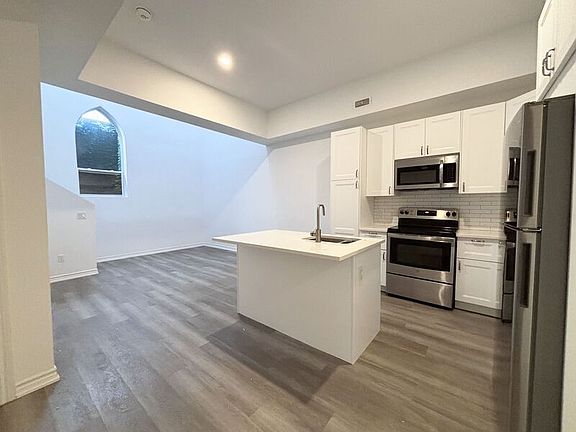 5th image of 16 West Ave S Unit 114