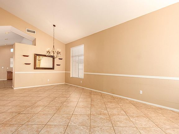 4th image of 9132 W Albert Ln