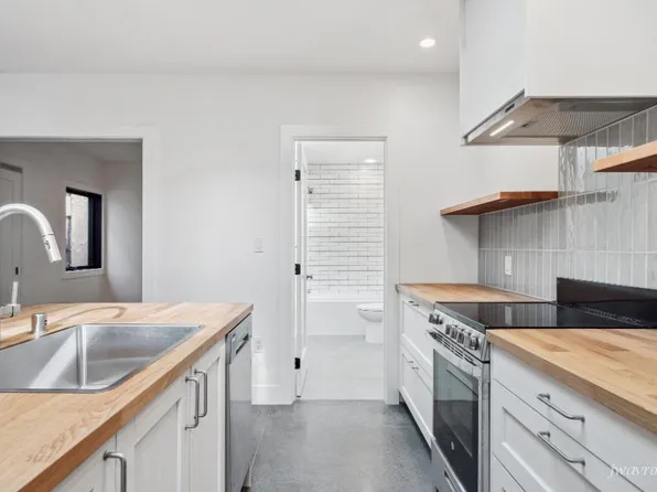 2737 Forest Ave #402, Berkeley, CA 94705