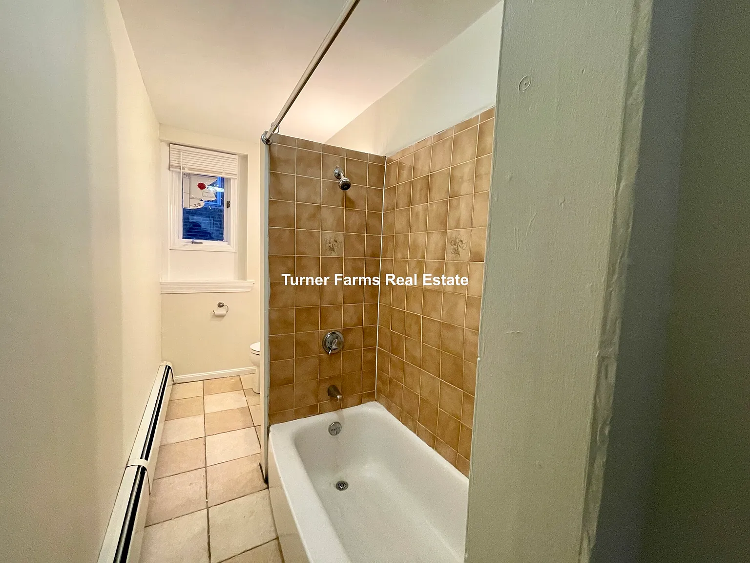 1 bed, 9999 sqft, $2,300 — Photo 3
