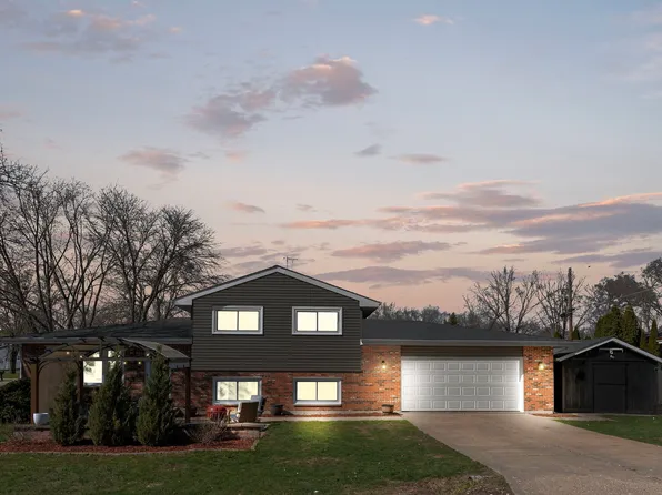 0N151 Stanley St, Winfield, IL 60190