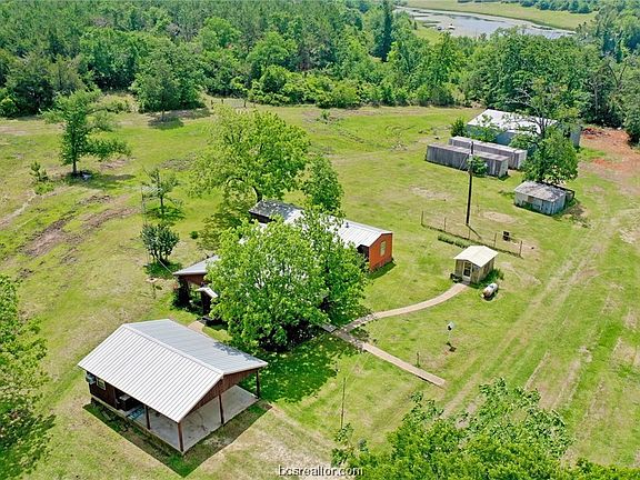 4th image of 10409 County Road 493