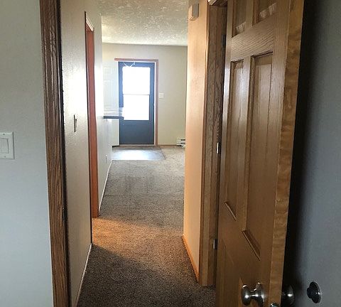 5th image of 905 1st Ave #2