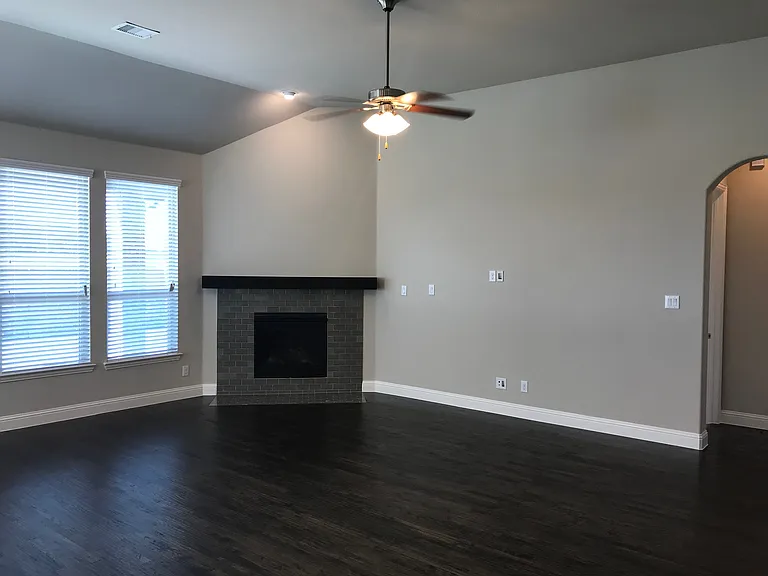 1324 Torrent Dr — Photo 5