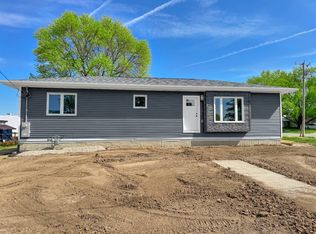 119 Murdock St, Postville, IA 52162