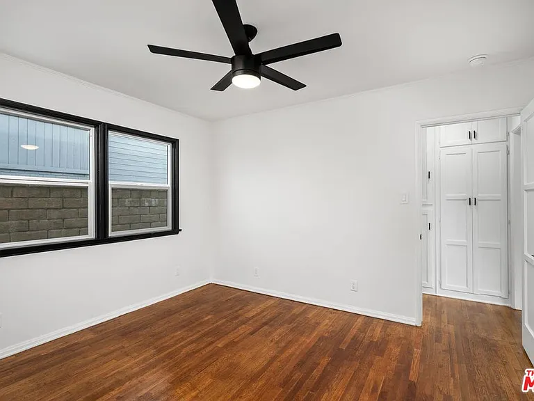 1645 Selby Ave — Photo 14