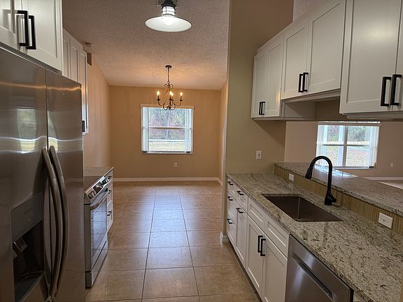 3rd image of 2442 Icecapade Dr
