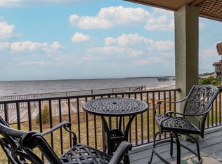 102 Bay Bridge Dr, Gulf Breeze, FL 32561