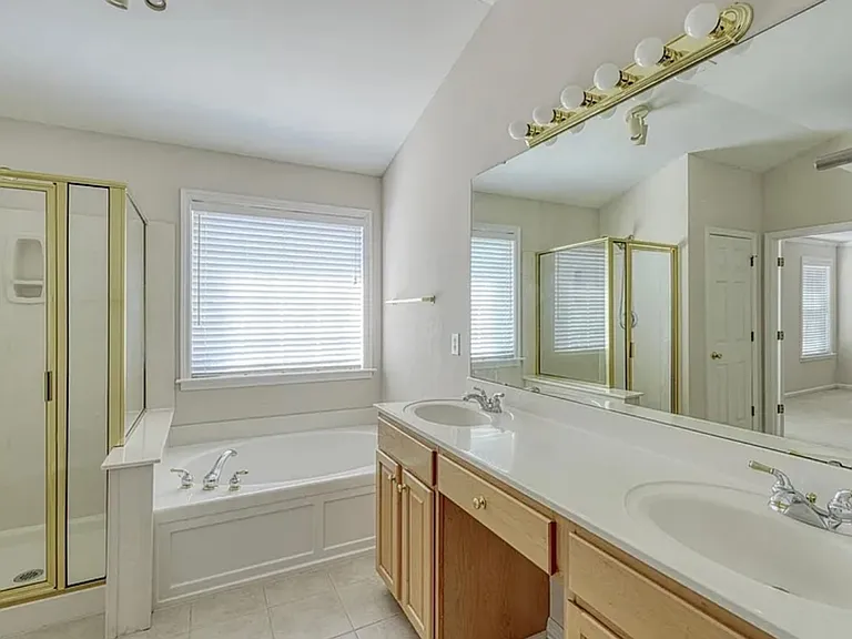 202 Branchester Ct — Photo 20