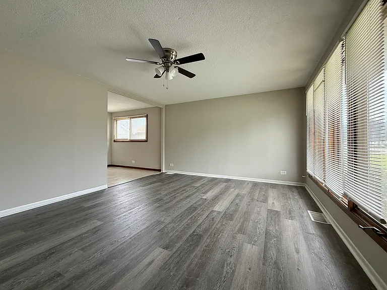 4158 W 90th Pl — Photo 4