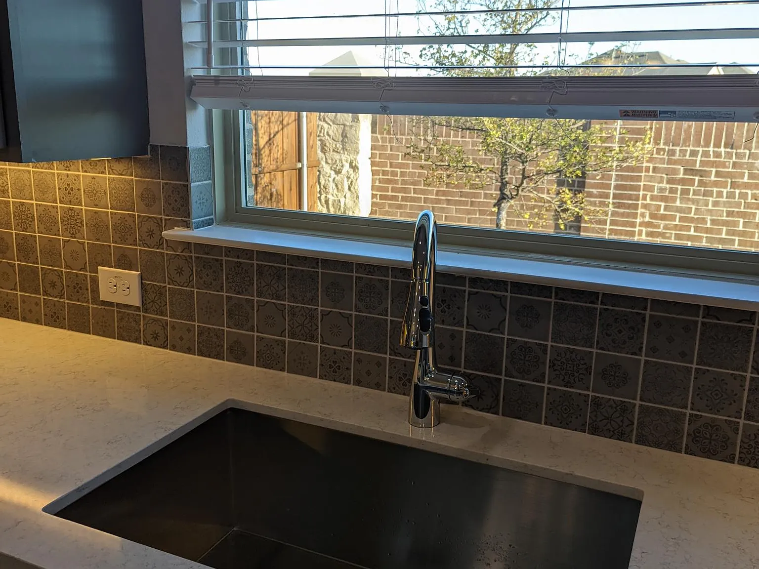 4 bed, 2139 sqft, $3,250 — Photo 4