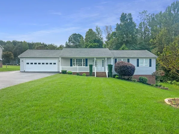 695 Reese Dr, Danville, VA 24540